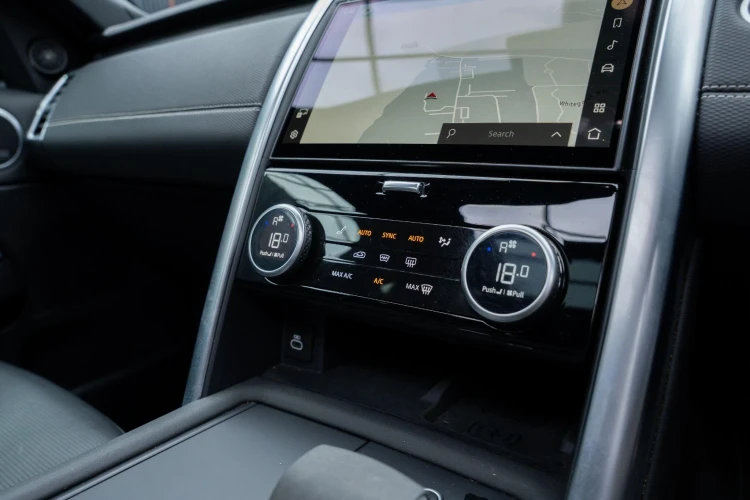 Vehicle Image 30