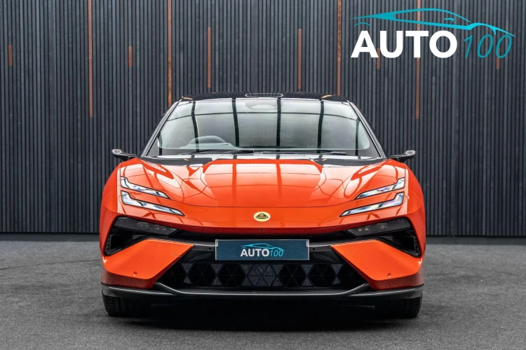 Vehicle Image 9