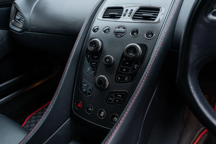 Vehicle Image 40