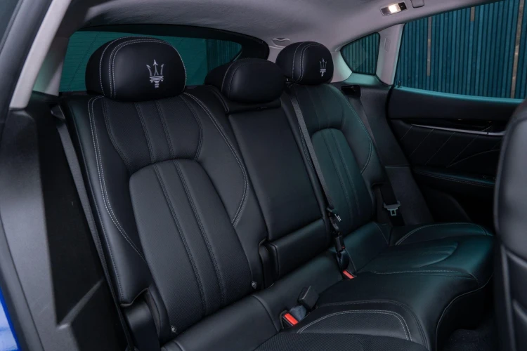 Vehicle Image 14
