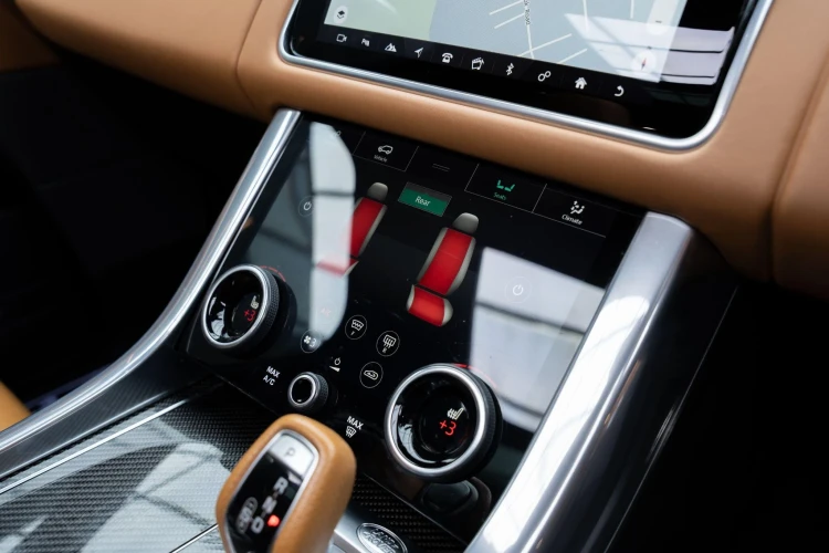 Vehicle Image 30