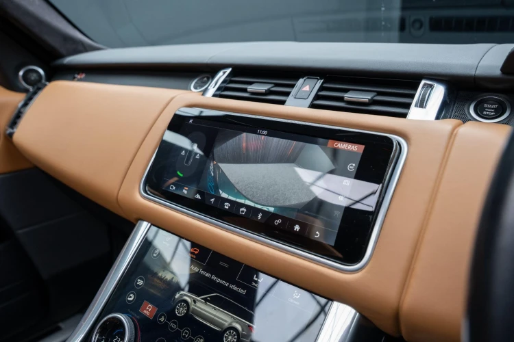 Vehicle Image 10