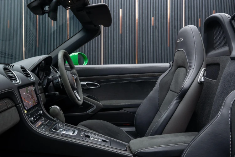 Vehicle Image 40