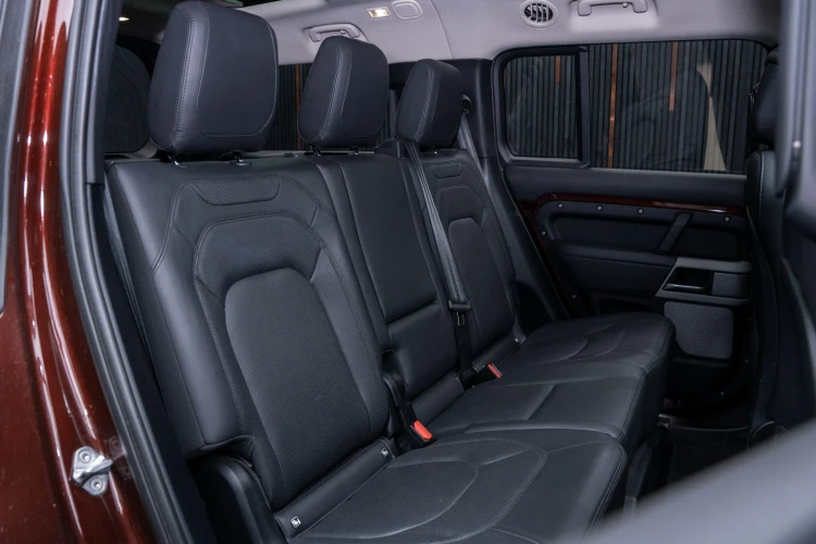 Vehicle Image 14