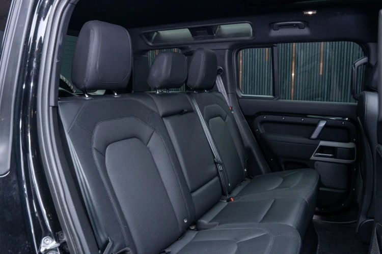 Vehicle Image 14