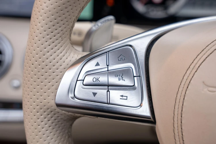 Vehicle Image 30