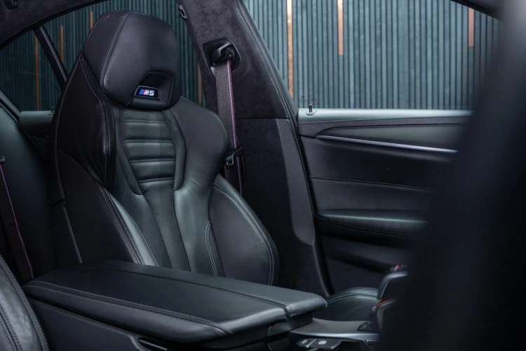 Vehicle Image 39