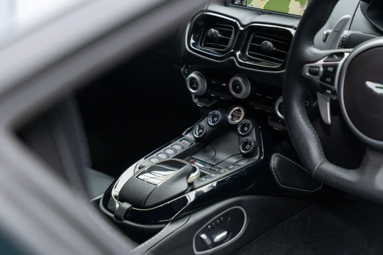 Vehicle Image 31