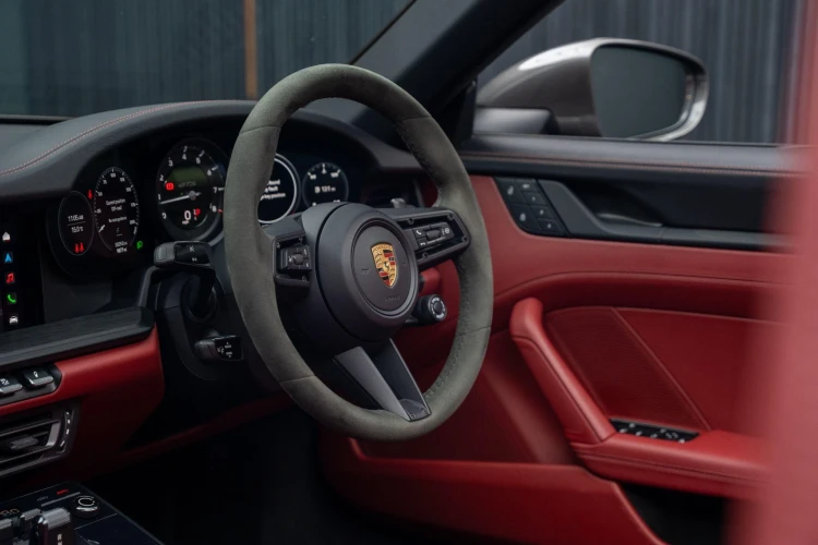 Vehicle Image 40