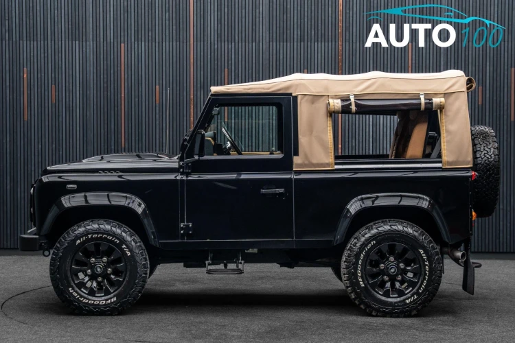 Vehicle Image 13