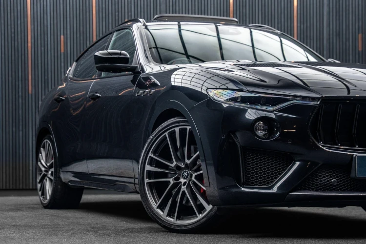 Vehicle Image 7