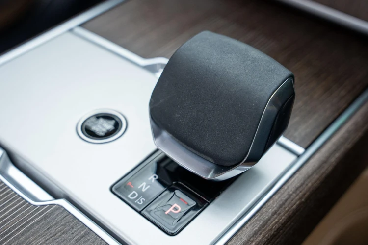 Vehicle Image 30