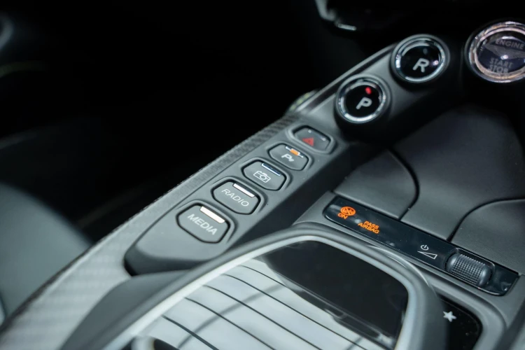 Vehicle Image 20