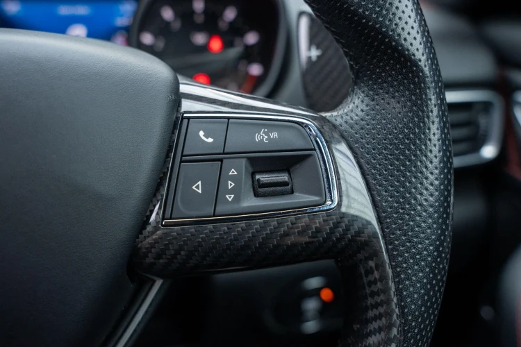 Vehicle Image 40