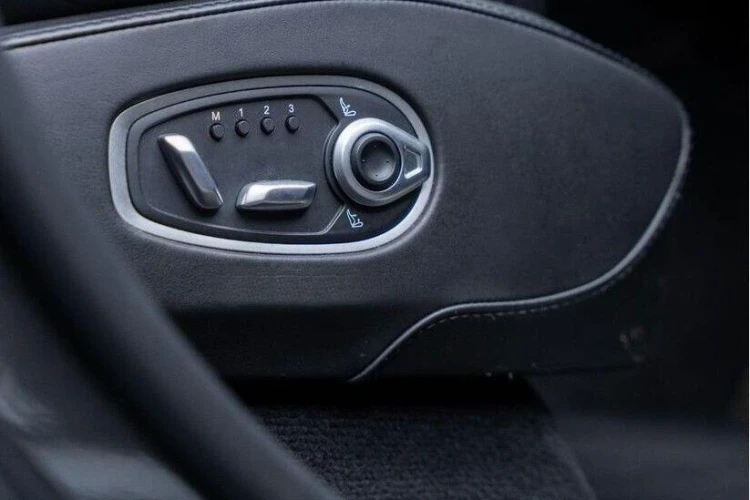 Vehicle Image 20