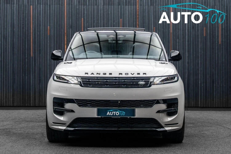 Vehicle Image 9