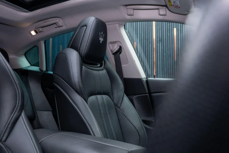 Vehicle Image 45
