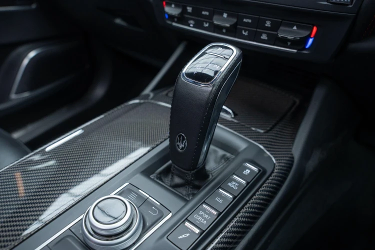 Vehicle Image 37