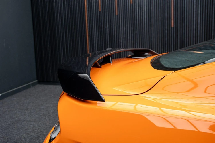 Vehicle Image 25