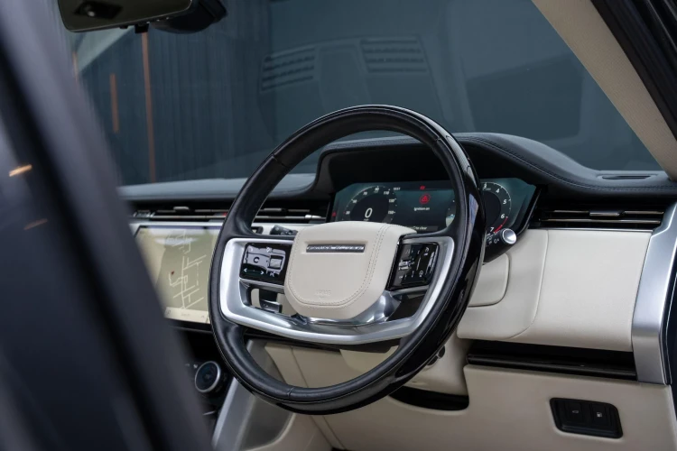Vehicle Image 35