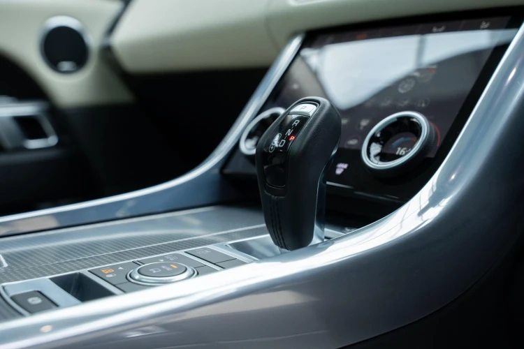 Vehicle Image 35