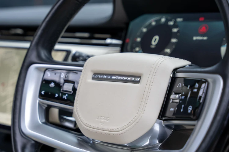 Vehicle Image 30