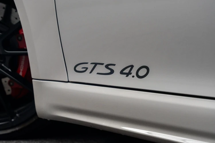 Vehicle Image 24