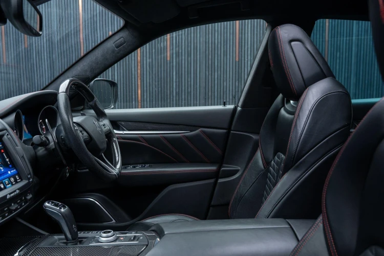 Vehicle Image 48