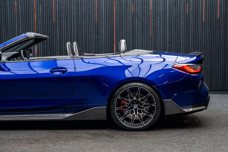 Vehicle Image 23