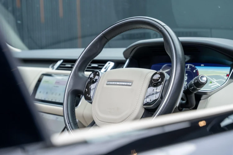 Vehicle Image 37