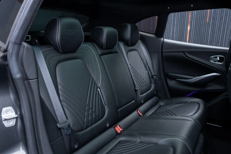 Vehicle Image 14