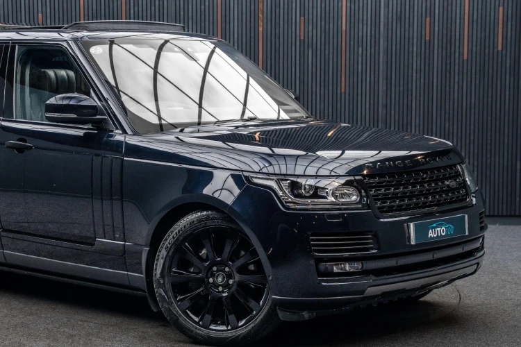 Vehicle Image 9