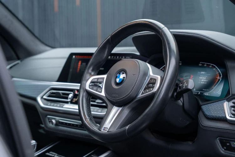 Vehicle Image 20