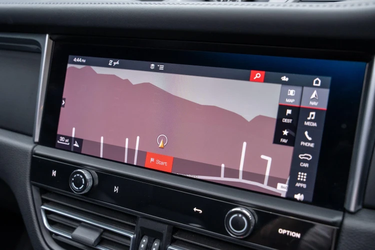 Vehicle Image 11