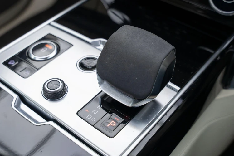 Vehicle Image 30