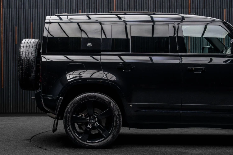 Vehicle Image 19