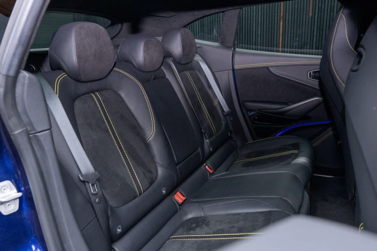 Vehicle Image 39