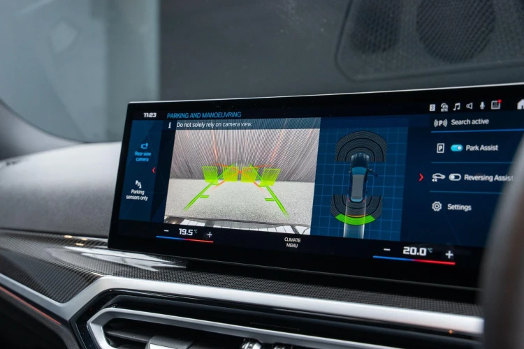 Vehicle Image 8