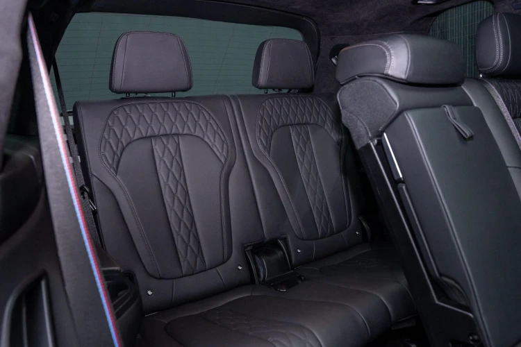 Vehicle Image 45