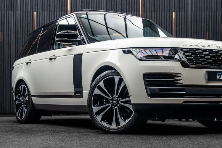 Vehicle Image 7