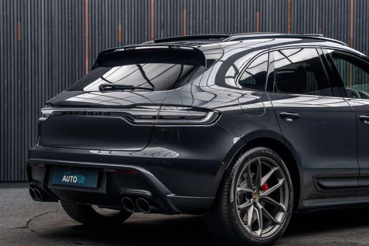 Vehicle Image 20