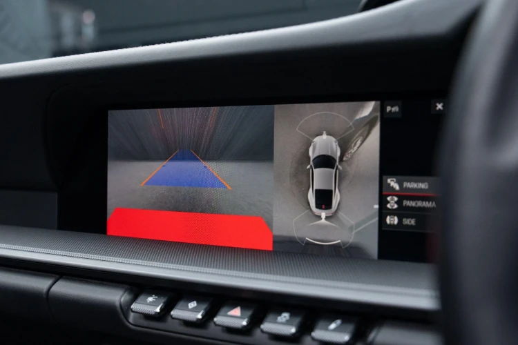 Vehicle Image 15