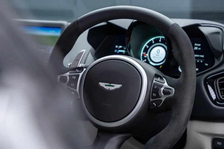 Vehicle Image 33