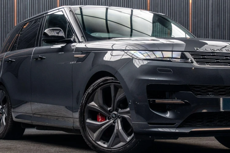 Vehicle Image 7