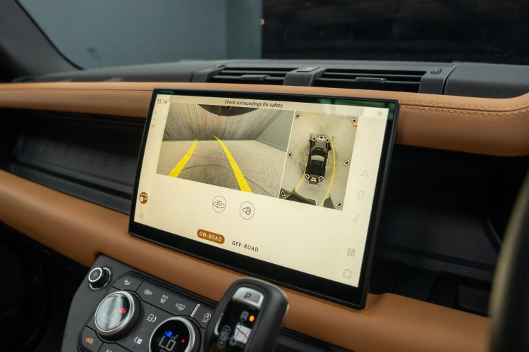 Vehicle Image 10