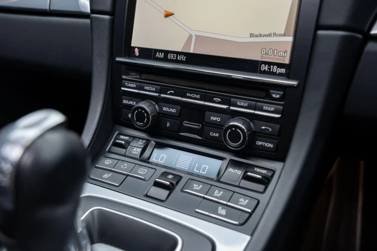 Vehicle Image 30
