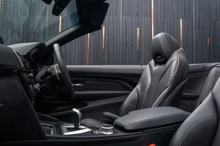 Vehicle Image 39