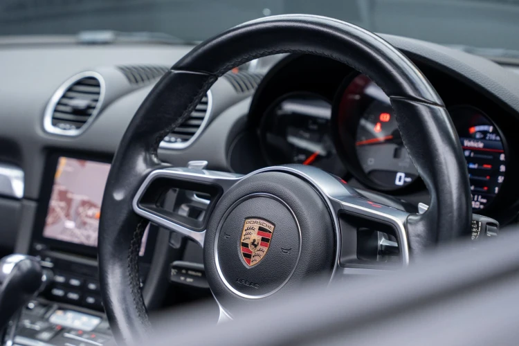 Vehicle Image 40