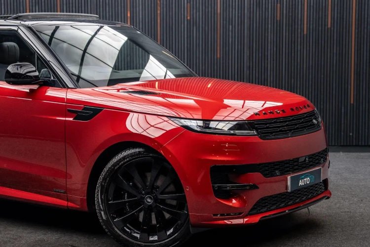 Vehicle Image 9