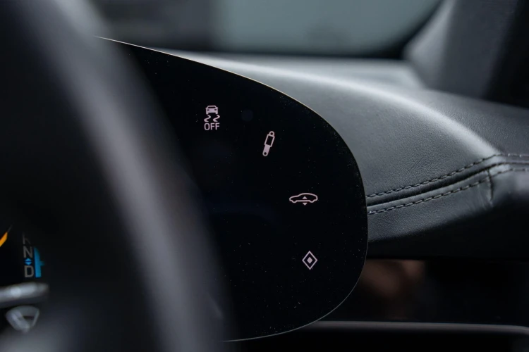 Vehicle Image 35
